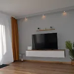 Cozy House With Garden *