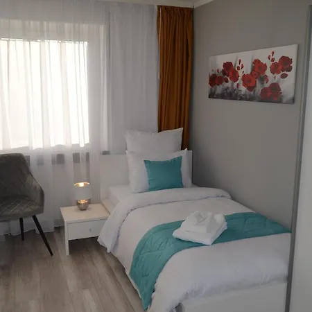 Cozy House With Garden Casa vacanze