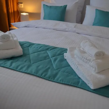 Cozy House With Garden Casa vacanze